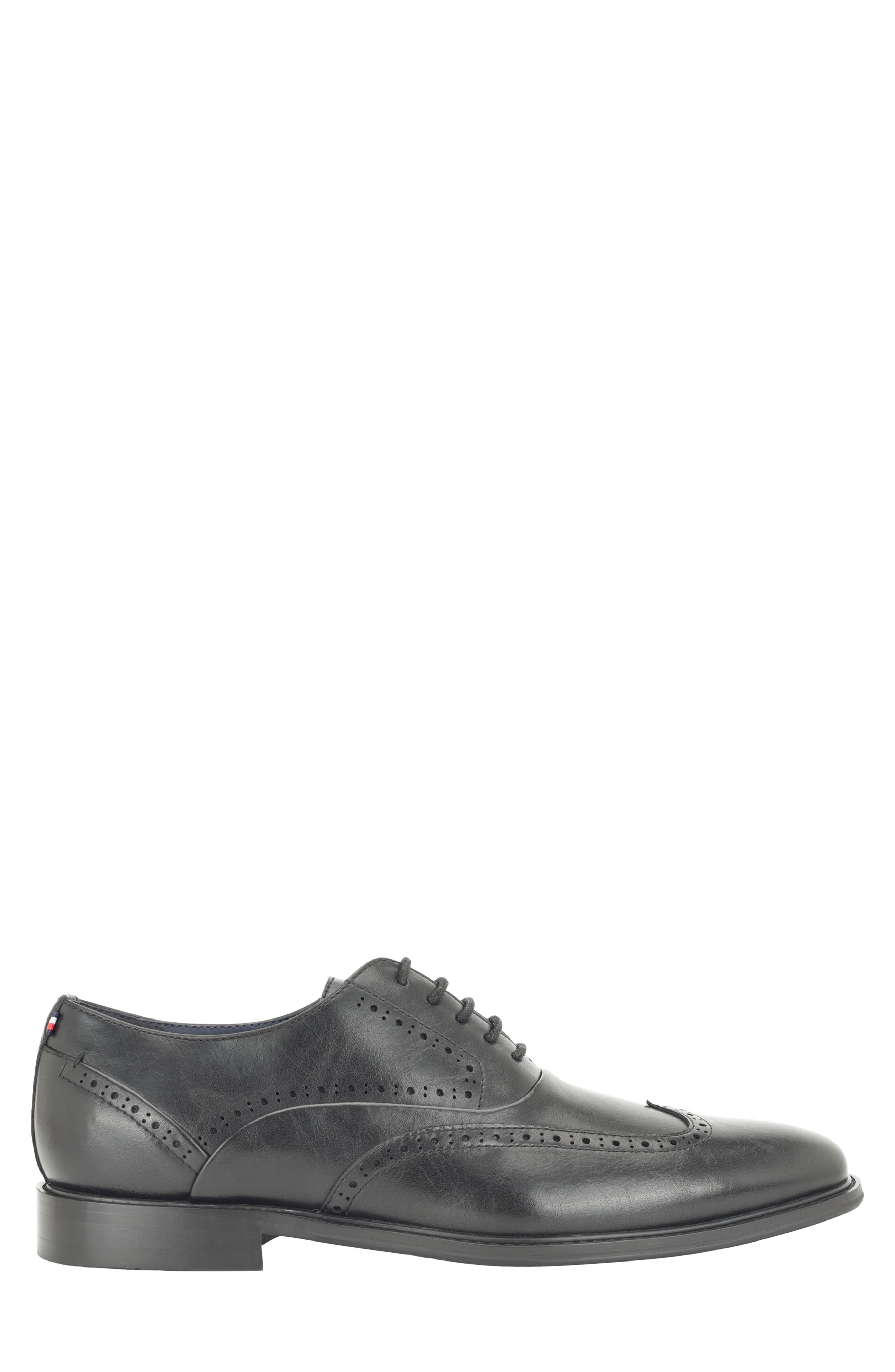 Cohan Faux Leather Wingtip Oxford, Alternate, color, BLACK