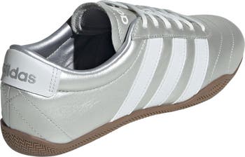 Grand Court Lo Sneaker