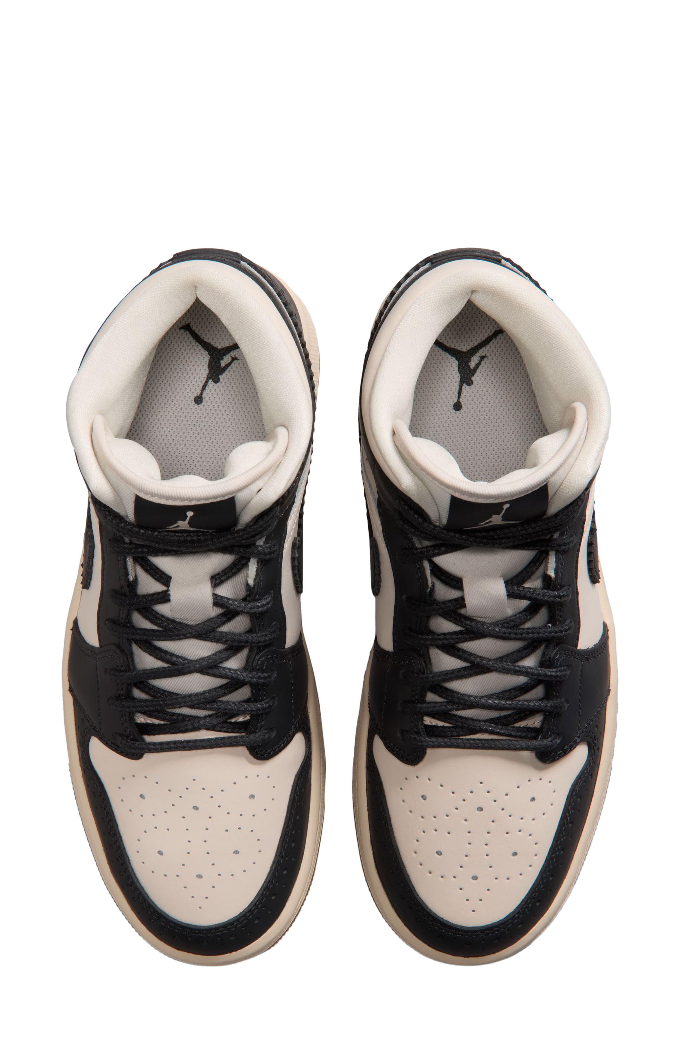 Jordan Air Jordan 1 Mid SE Basketball Sneaker, Alternate, color, 
