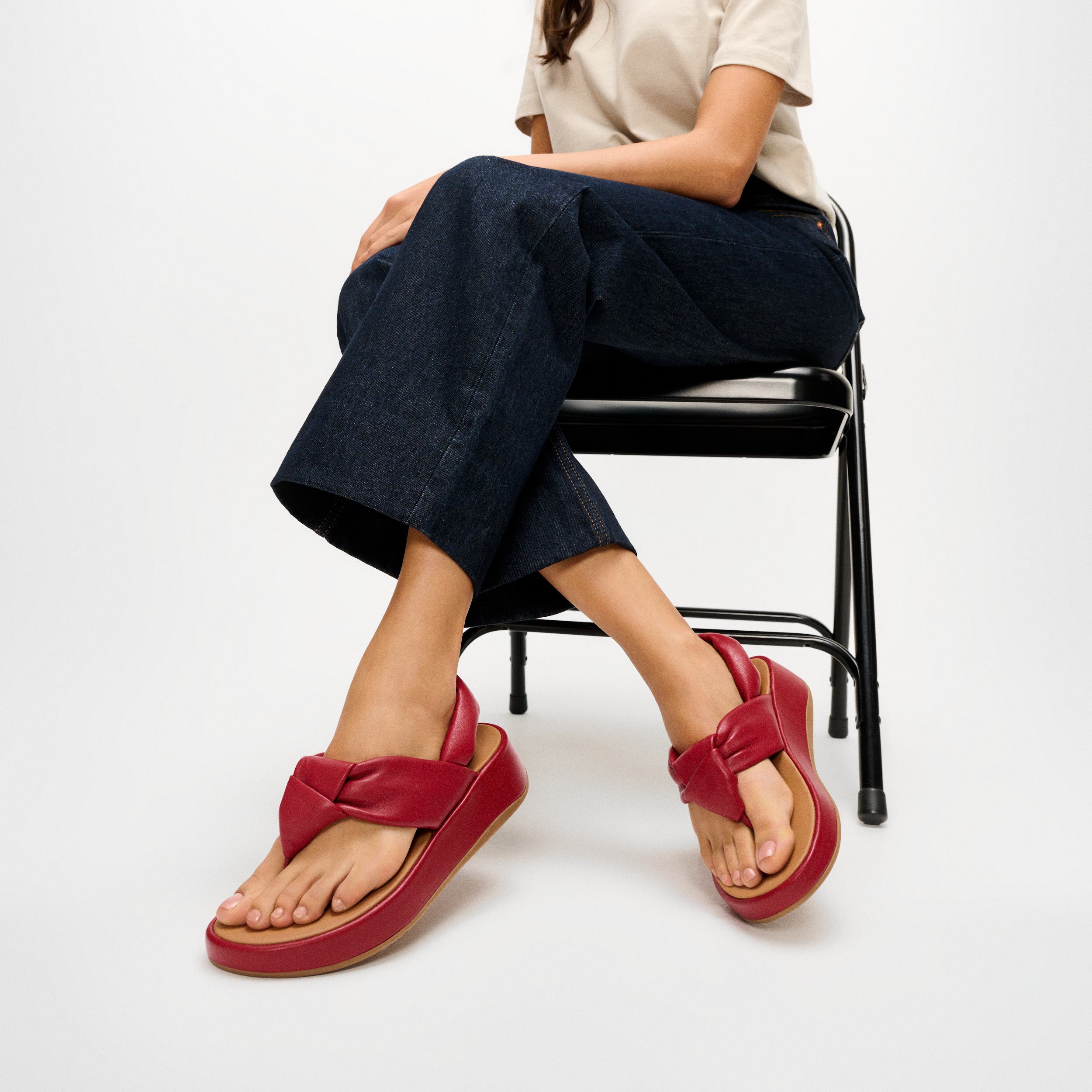 FitFlop F Mode Knot Sandals, Alternate, color, Burnt Berry