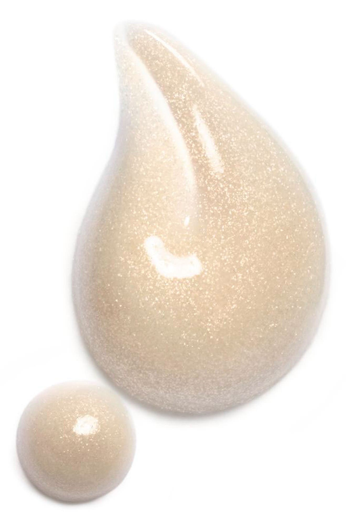 CHANEL SUBLIMAGE LE SOIN PERFECTEUR Ultimate Primer: Moisturizes
