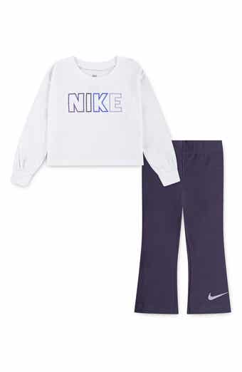 Nike Pop Logo T-Shirt & Flared Leggings