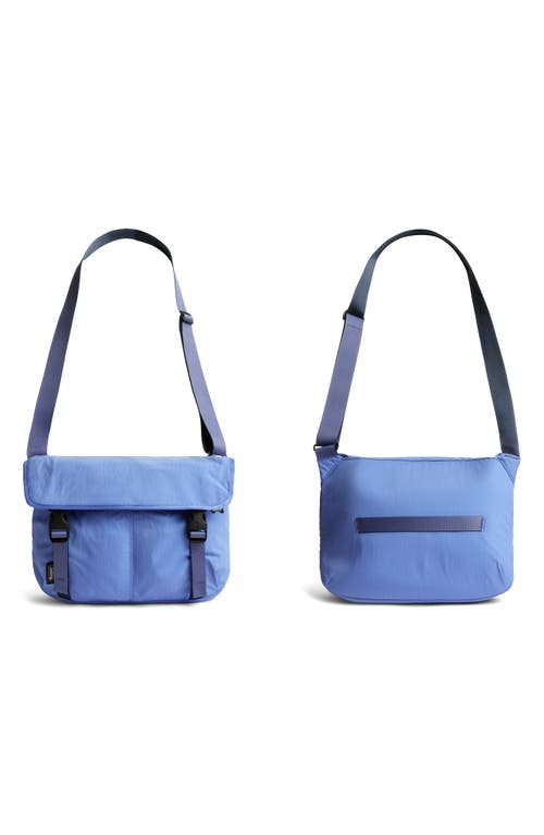 Bellroy Cinch Messenger Bag In Blue