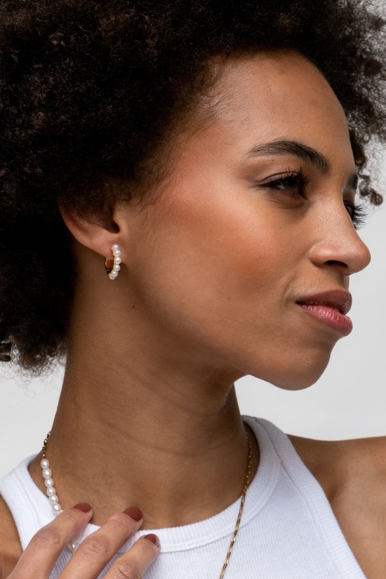 Medium Timeless Pearl Huggie Hoops, Alternate, color, Yellow Gold Vermeil