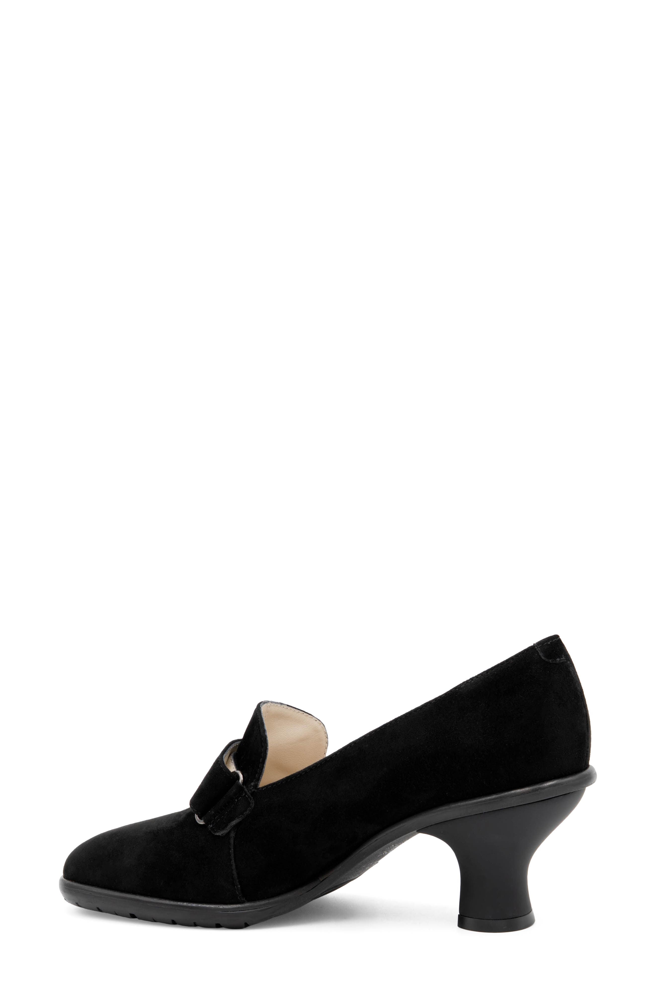 Amalfi by Rangoni Balzo Pump, Alternate, color, Black Cashmere