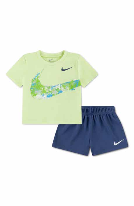Nike Logo Graphic Print T-Shirt & Shorts Set