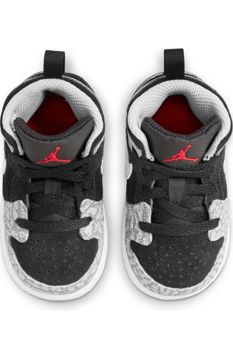 Jordan Nike Air Jordan 1 Mid SE Basketball Sneaker, Alternate, color,