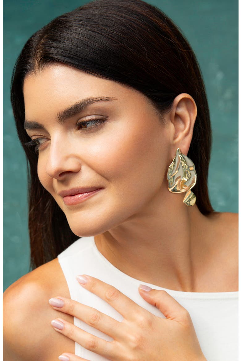 Large Textured Wave Earrings, Alternate, color, GOLD