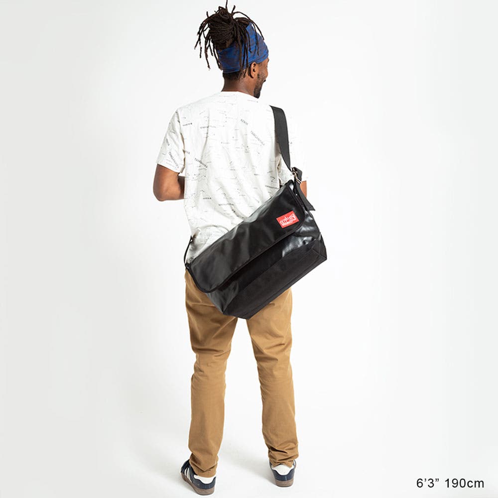 Vinyl Vintage Messenger Bag, Alternate, color, Black