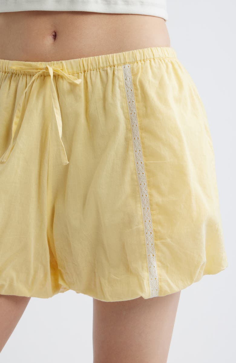 Damson Madder Maura Lace Trim Shorts, Alternate, color, Butter