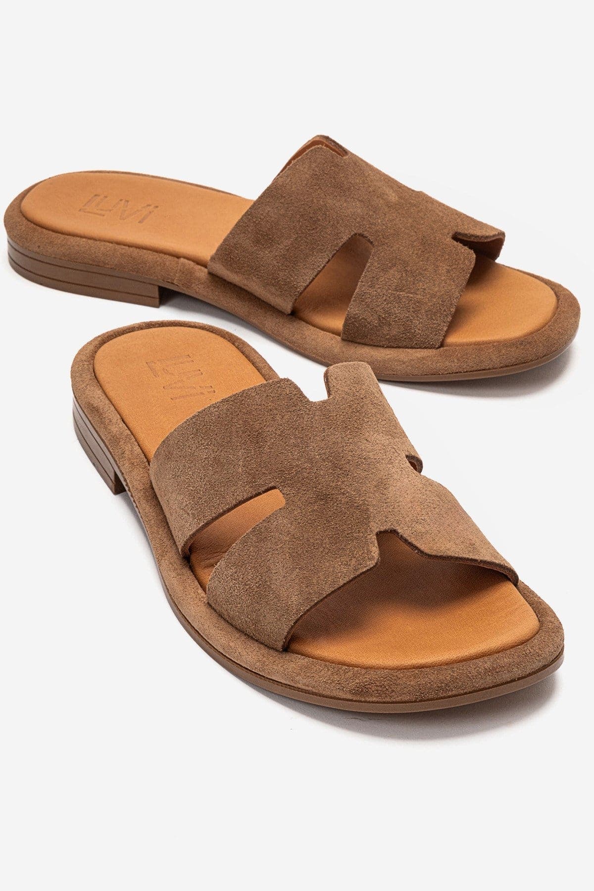  Cognac Suede