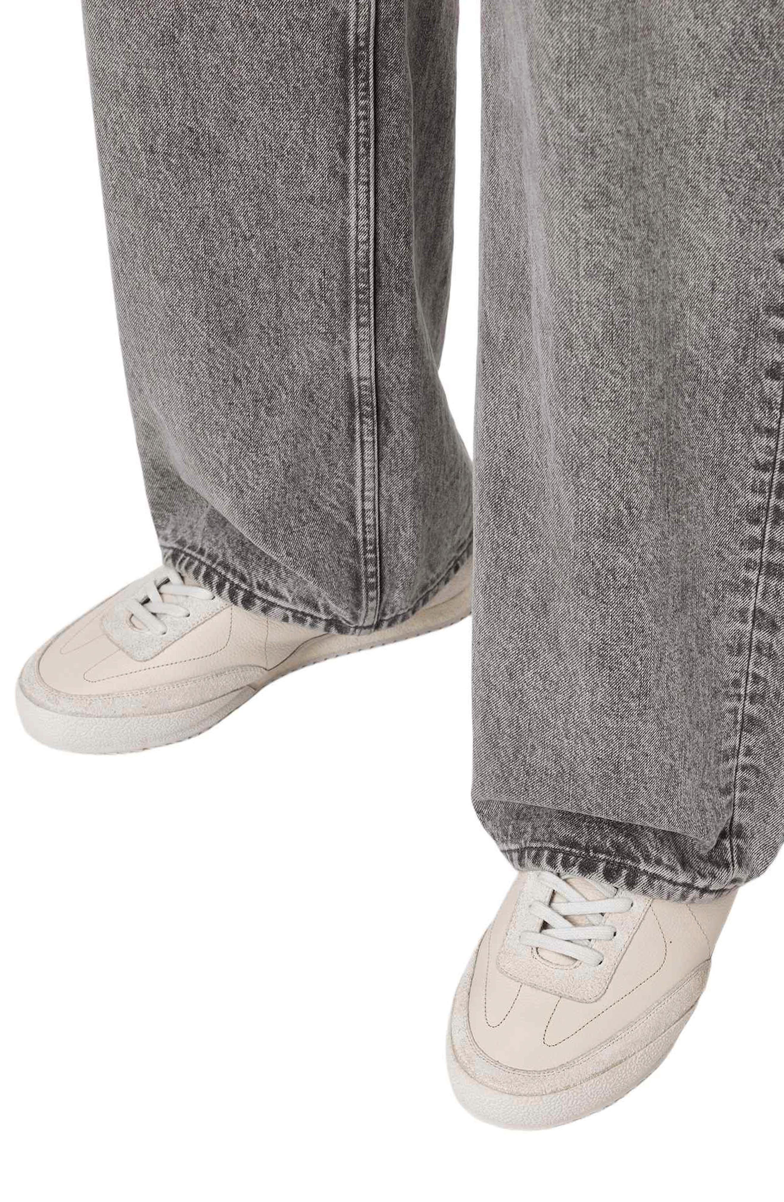 AllSaints Harri Low Top Sneaker, Alternate, color, Chalk White/ White