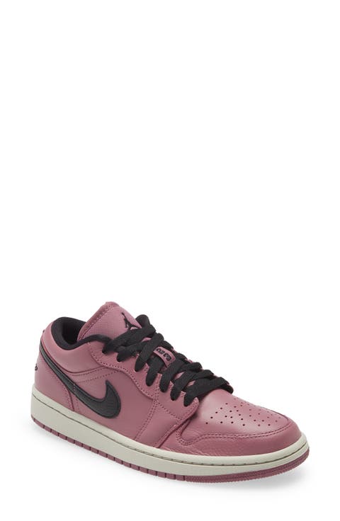 Nike Air Jordan 1 Low SE Sneaker