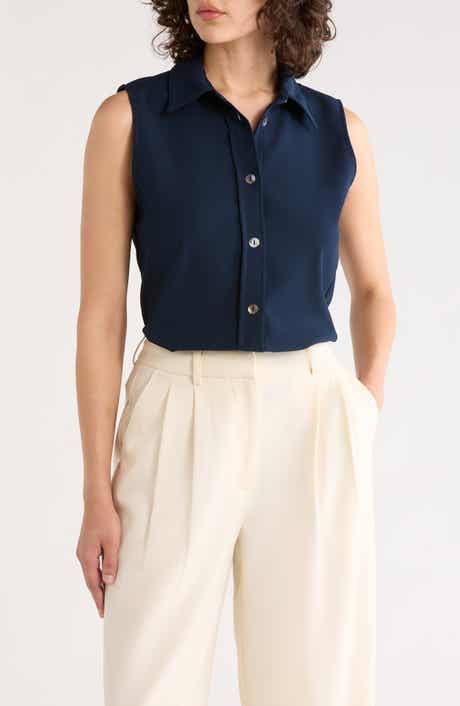 Sleeveless Buttoned Top