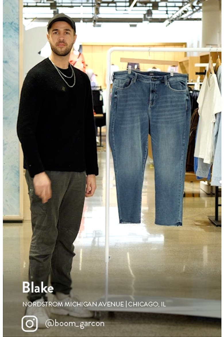 Sheri Fray Hem Slim Ankle Jeans video