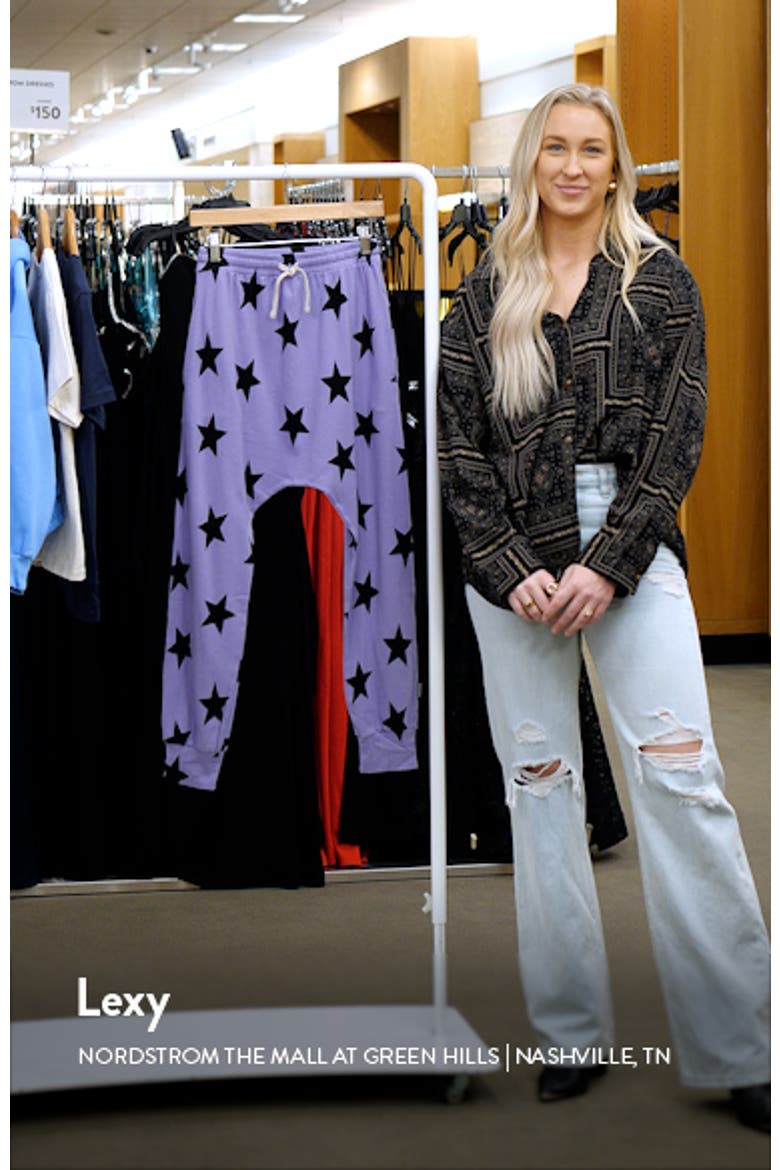 Star Baggy Pants video