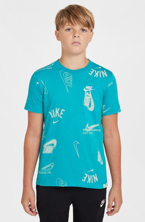 Kids' Sportswear Club Cotton Graphic T-Shirt (Big Kid)