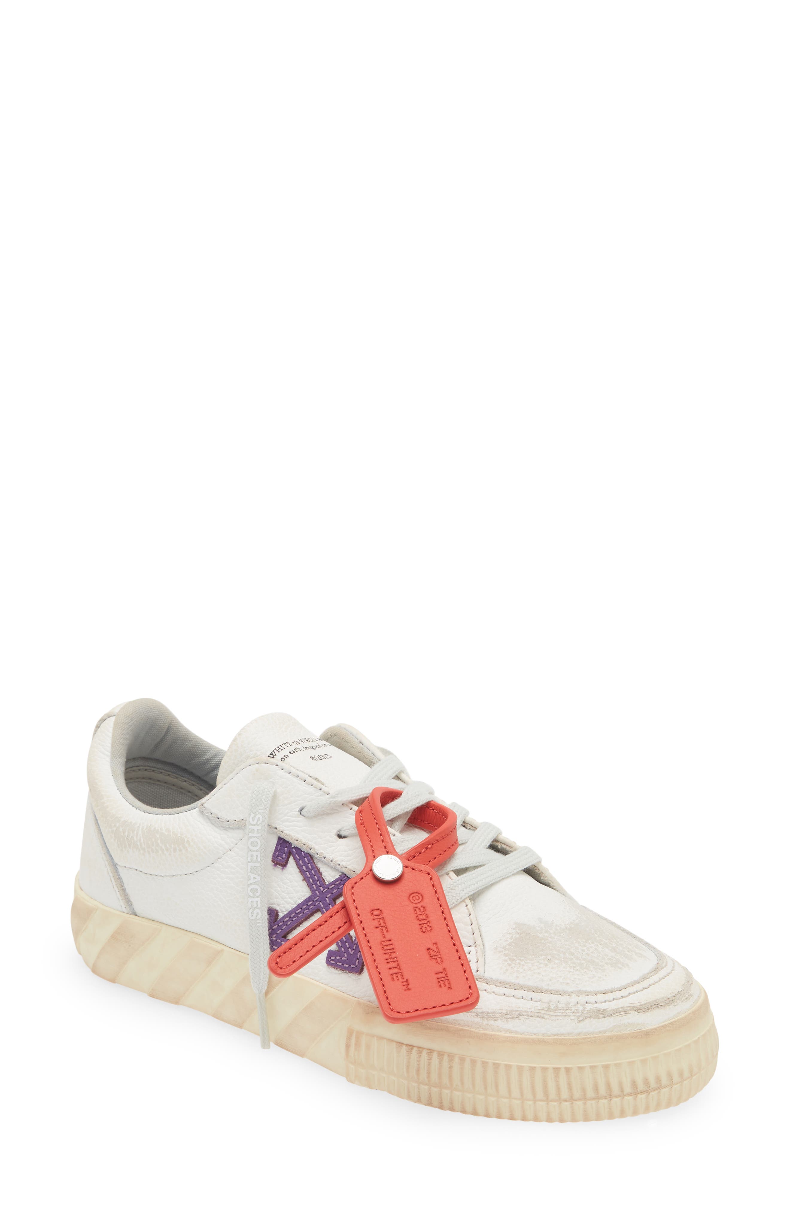 Off-White Vulcanized Low Top Sneaker, Main, color, 