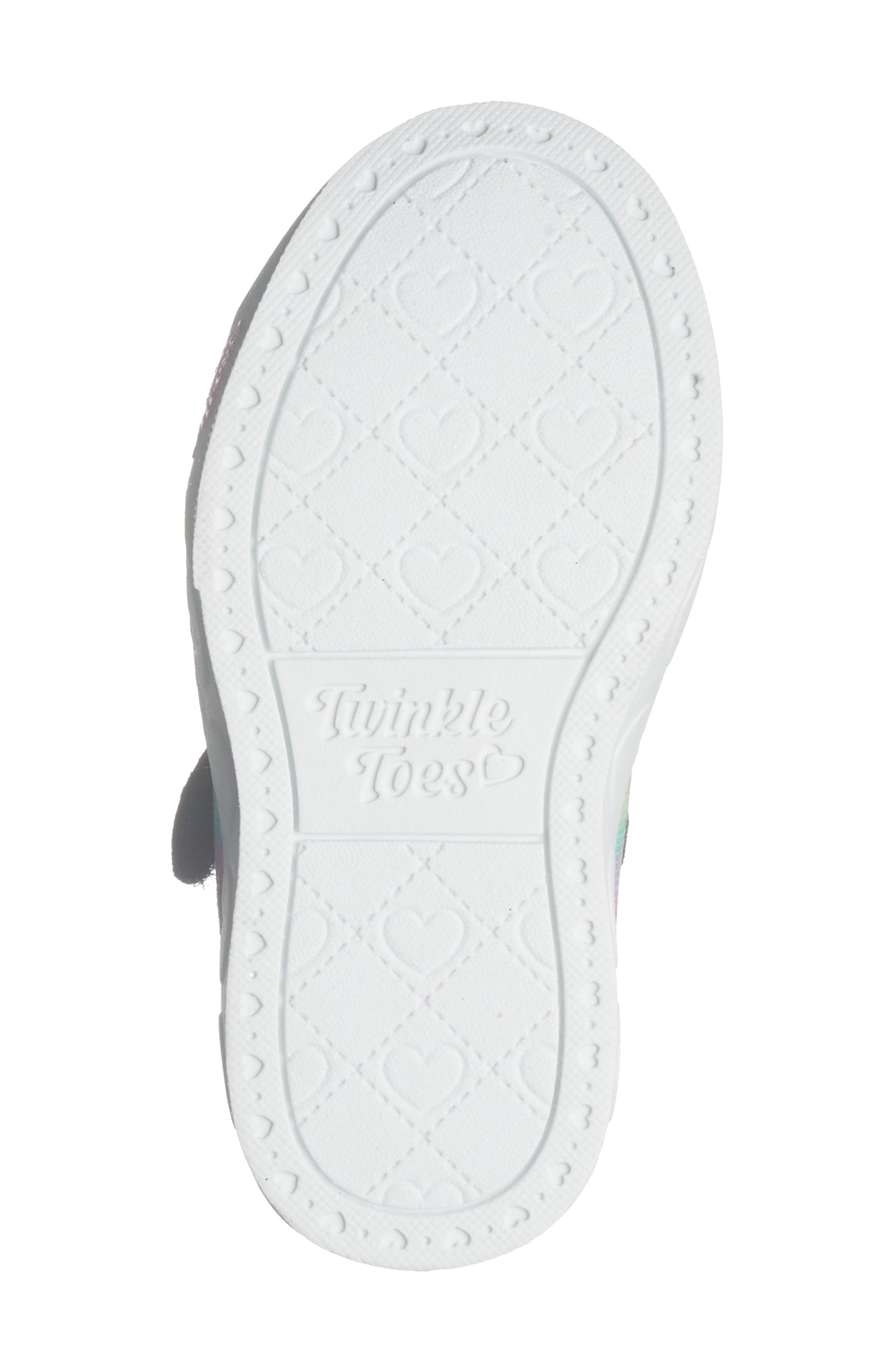 SKECHERS Kids' Heart Steps Twinkle Toes Sneaker, Alternate, color, Black