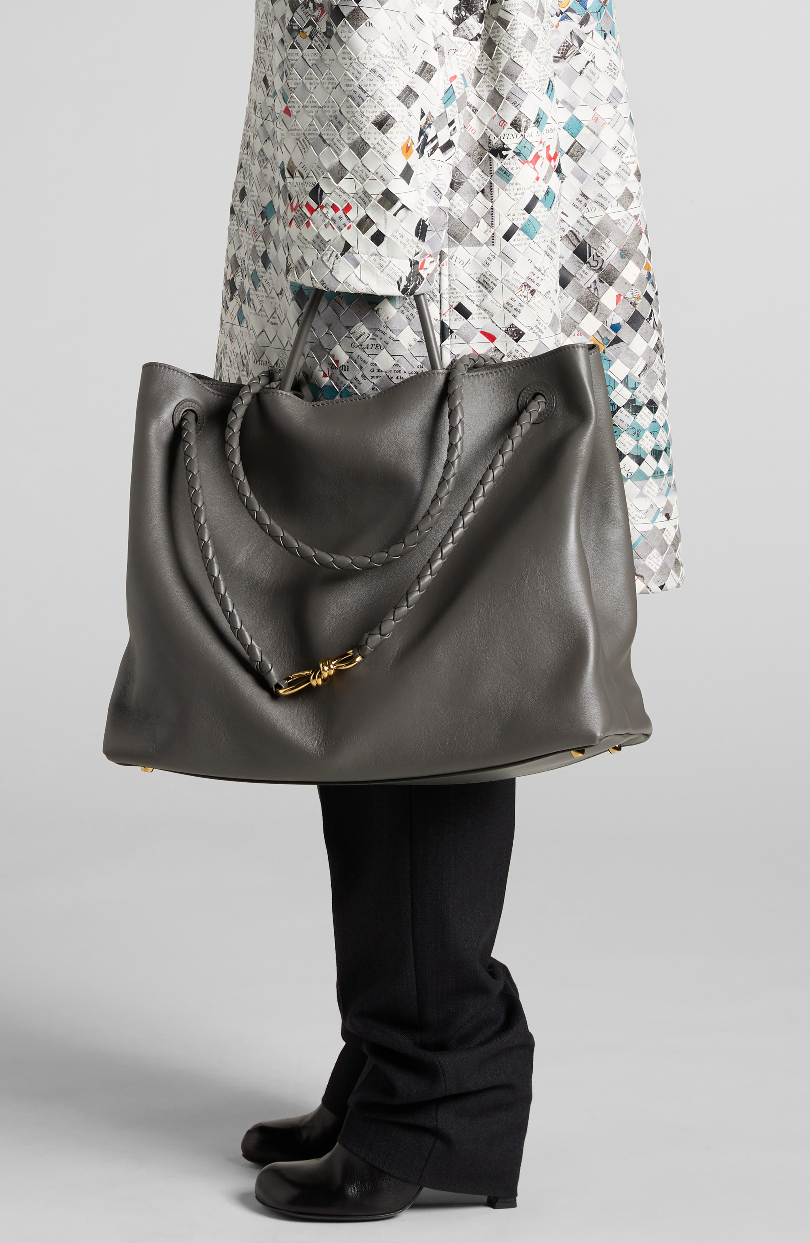 Bottega Veneta Large Andiamo Leather Shoulder Bag, Alternate, color, 