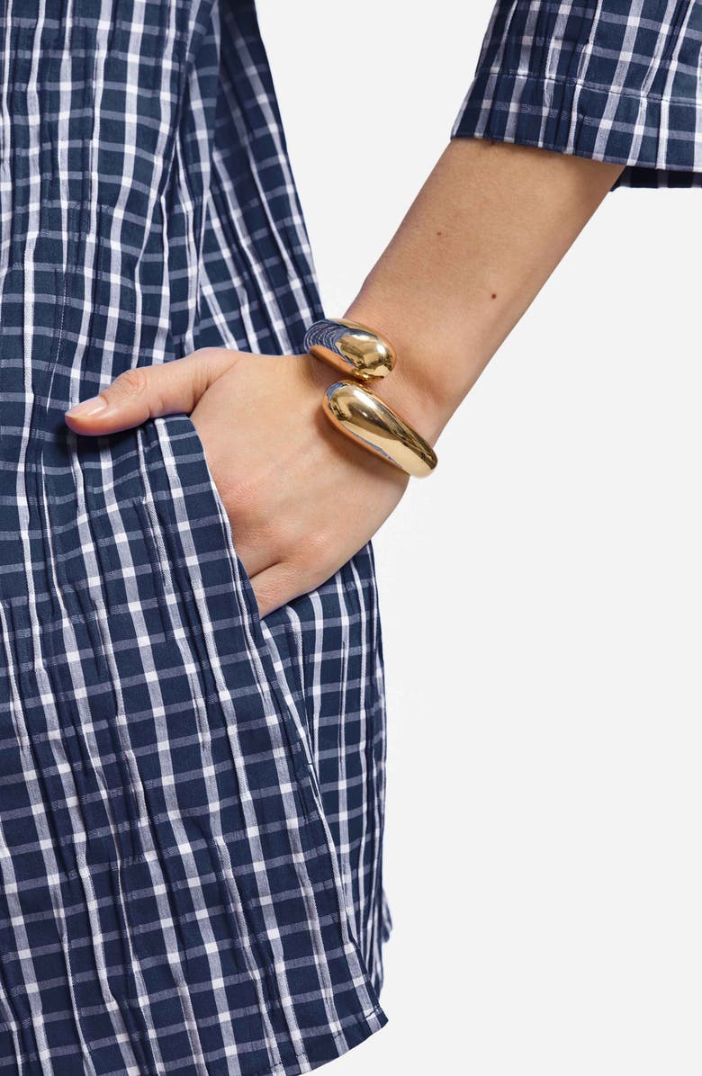 Foxcroft Carolina Crinkled Gingham Cotton Blend Shirt Jacket, Alternate, color, Navy/ White