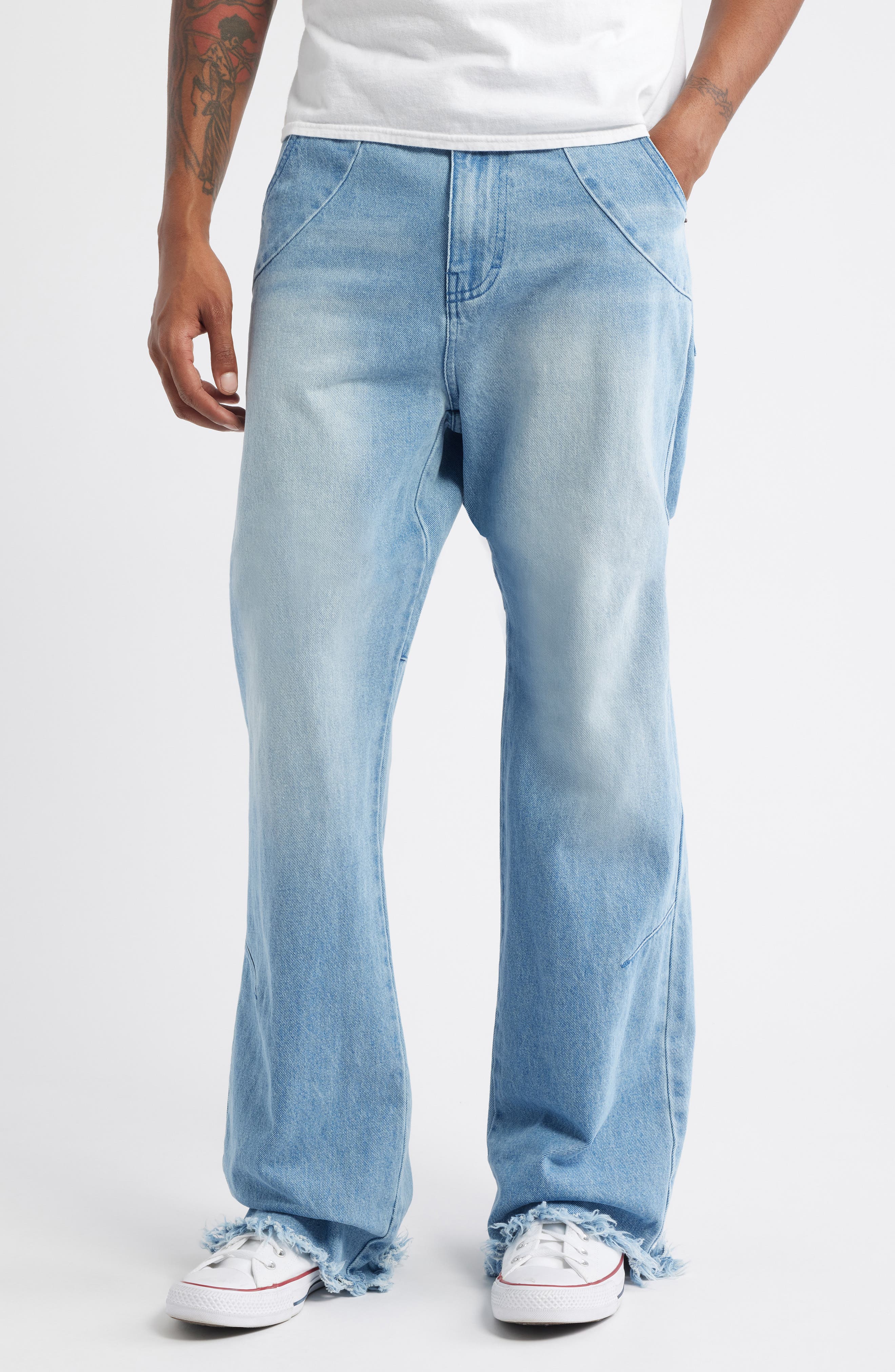 HONOR THE GIFT Dart Five-Pocket Fray Hem Jeans