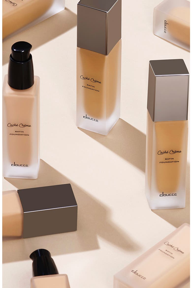 Cache Crème Satin Foundation, Alternate, color, RM8