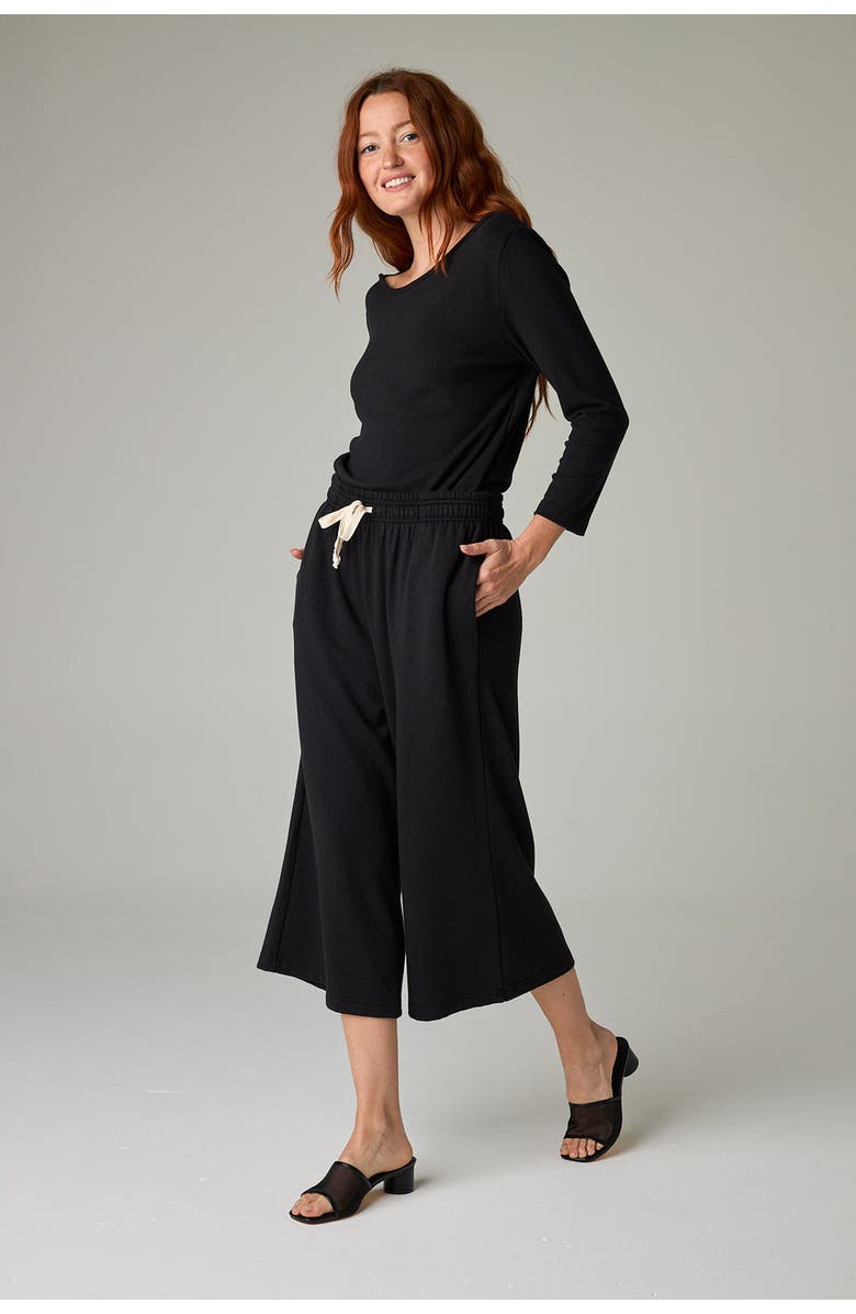 eavolu Nasaya Eco-Luxe Rib Bateau Neck 3/4 Length Sleeve Top - Ultra-Luxe Flow, Alternate, color, Coal Black