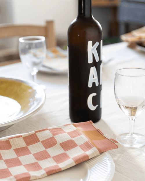 Tortuga Forma Checker Dinner Napkins In Brown