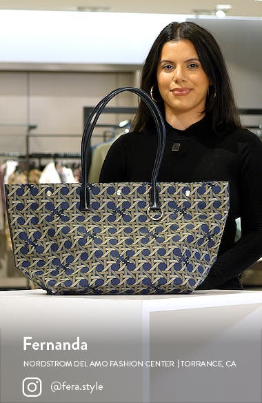 TORY BURCH トリーバーチ CANVAS BASKETWEAVE TOTE Amazon.com: Tory Burch Canvas Basket Weave Tote, Small