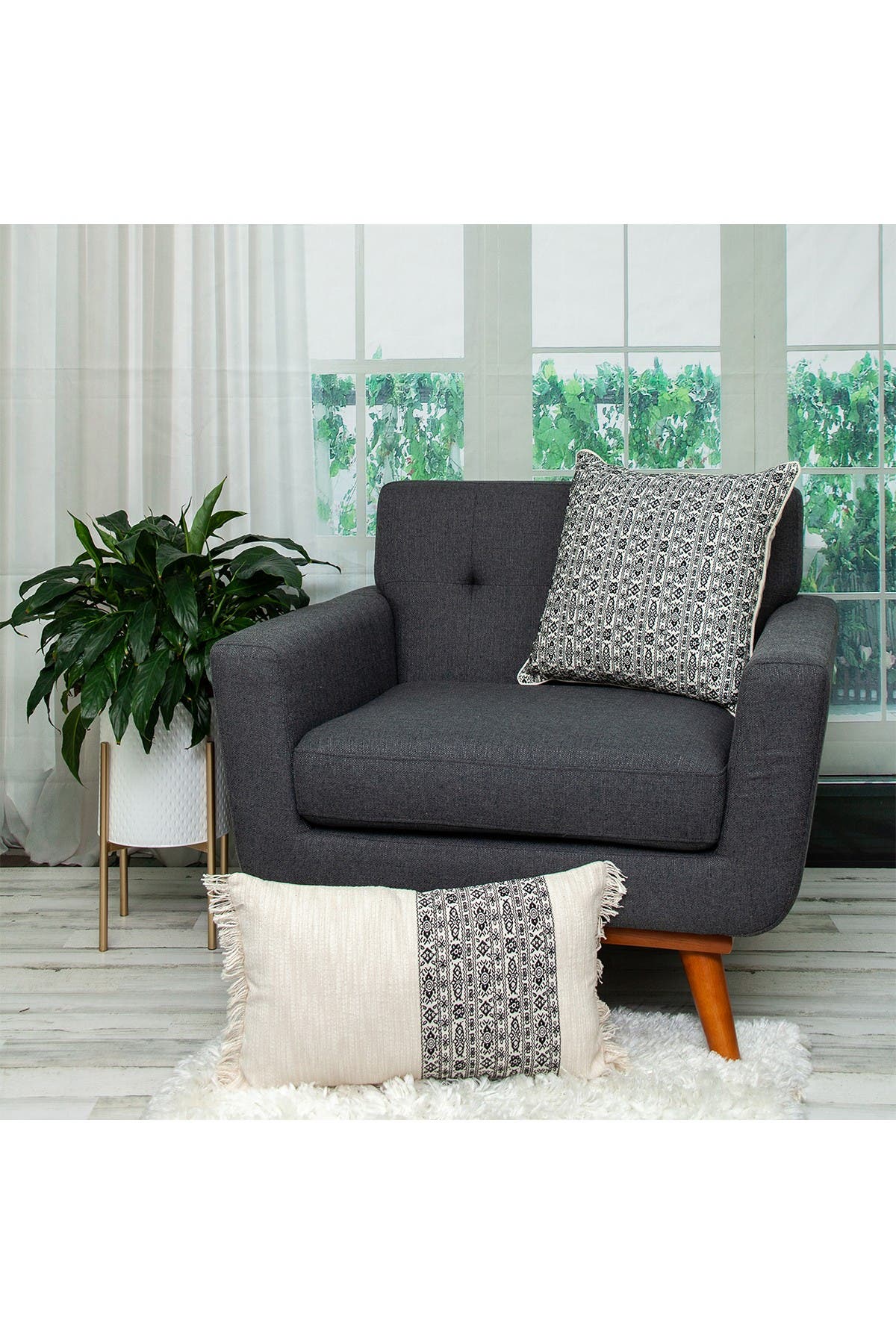 PARKLAND COLLECTION Andy Transitional Ivory Throw Pillow