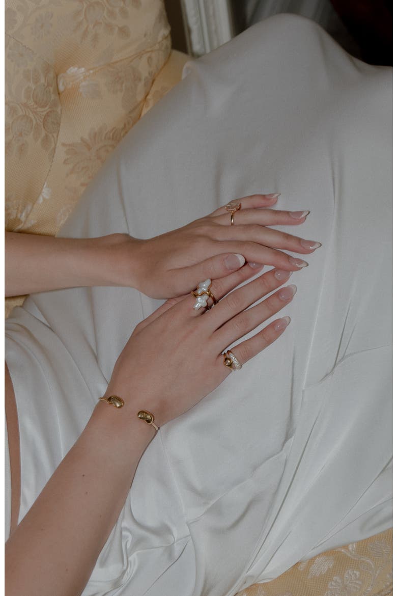 Heavenly Cuff, Alternate, color, Gold