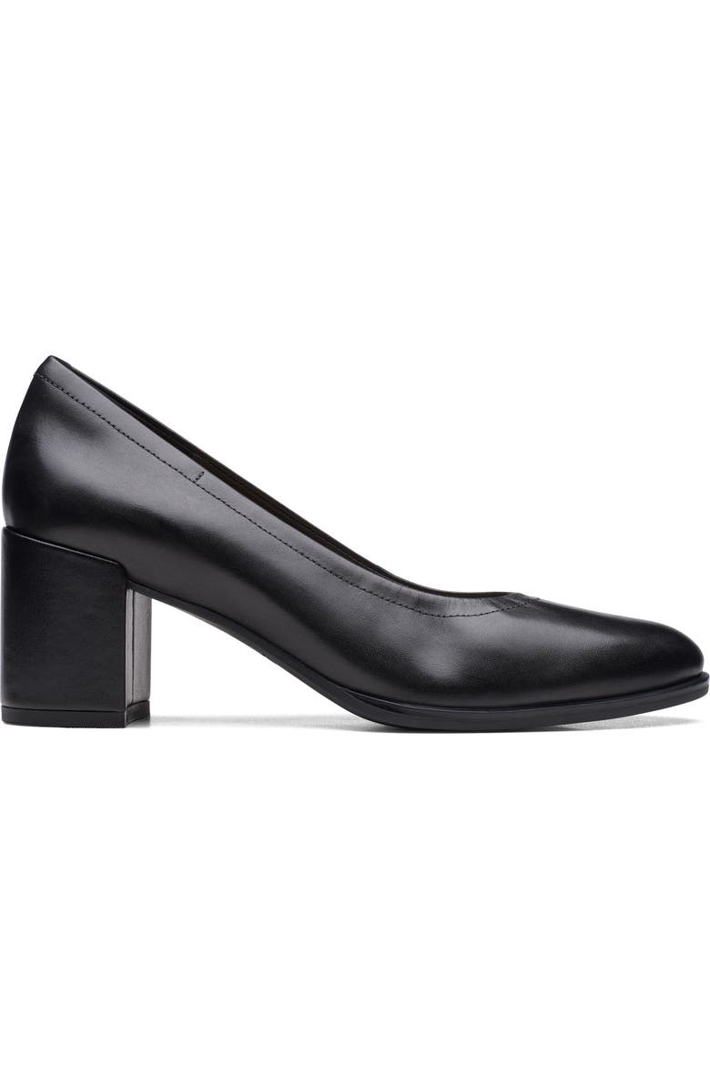 Clarks<sup>®</sup> Freva55 Court Pump, Alternate, color, Black Leat