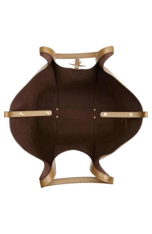 Tod's Tsb Shopping Pend. T Piccola Shoulder Bags Green In Brown
