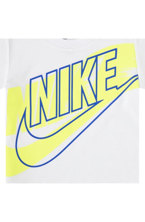 Nike Sportswear Toddler Boys "on The Move" T-shirt & Shorts Set
