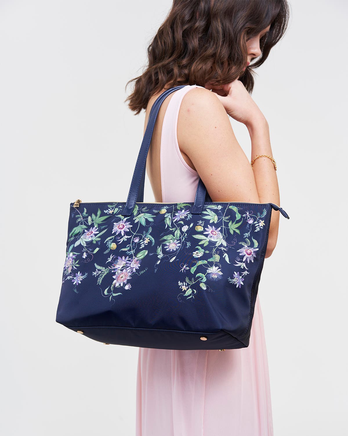 Fable England Passion Flower Grab Tote, Alternate, color, Navy