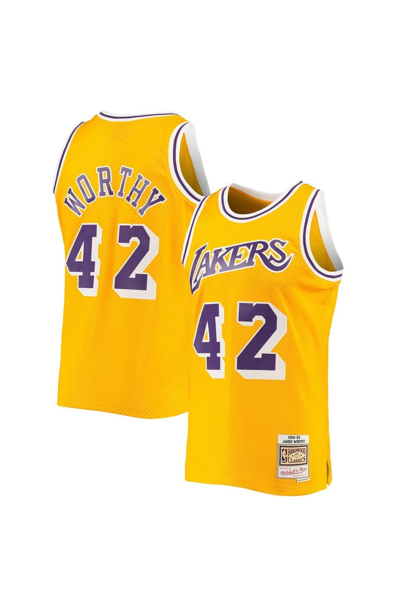 Mitchell & Ness Men's Mitchell & Ness James Worthy Gold Los Angeles Lakers 1984-85 Hardwood Classics Swingman Jersey, Alternate, color, Gold