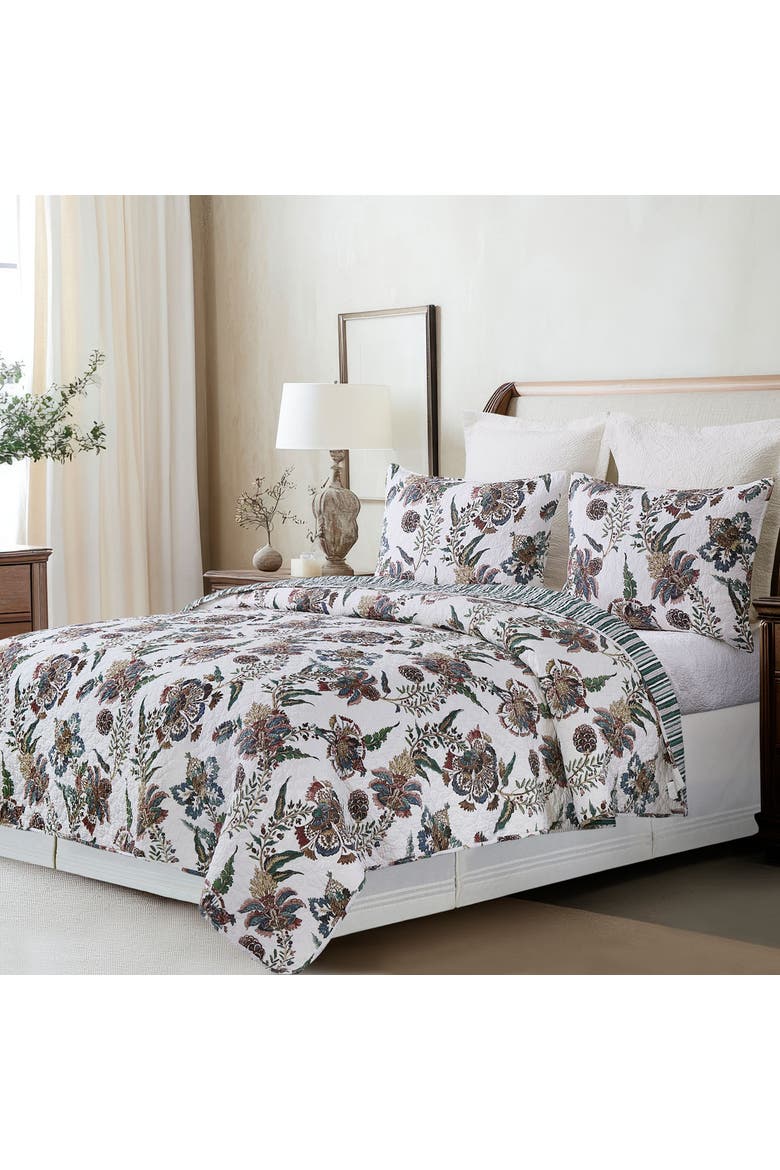 Braelyn Bedding Quilt Collection, Alternate, color, Green