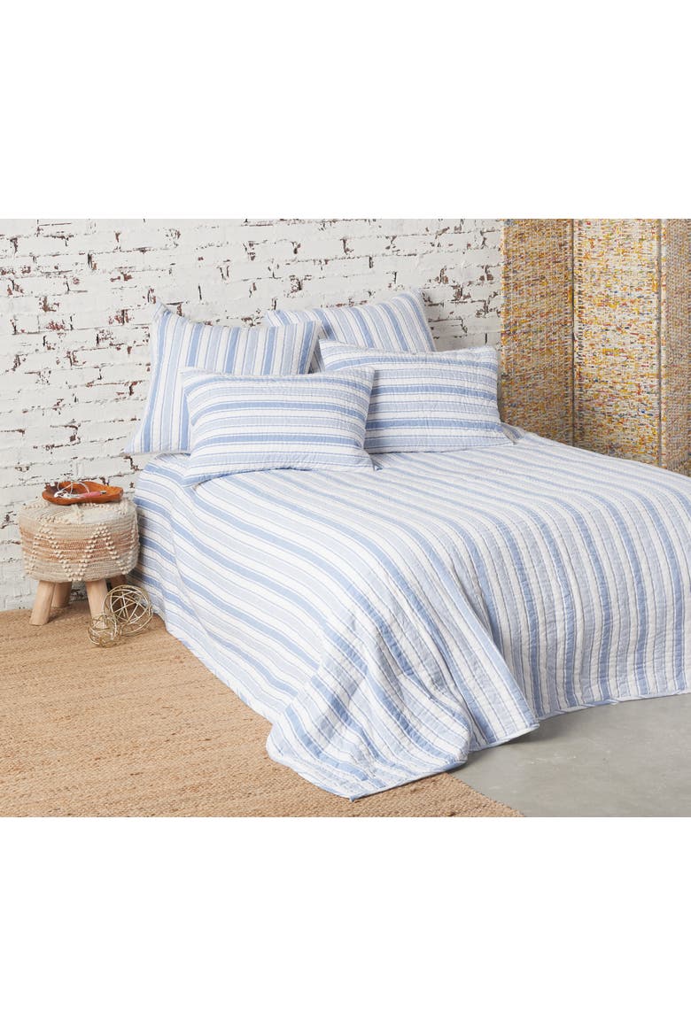 Garrett Quilt, Alternate, color, Blue