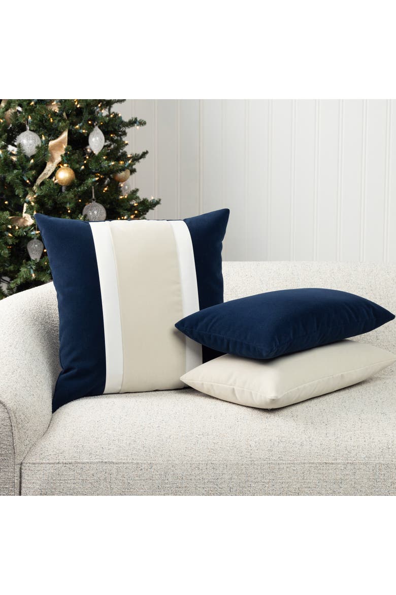 Tradition Midnight Indoor & Outdoor Woven Accent Holiday Pillow, Alternate, color, Midnight
