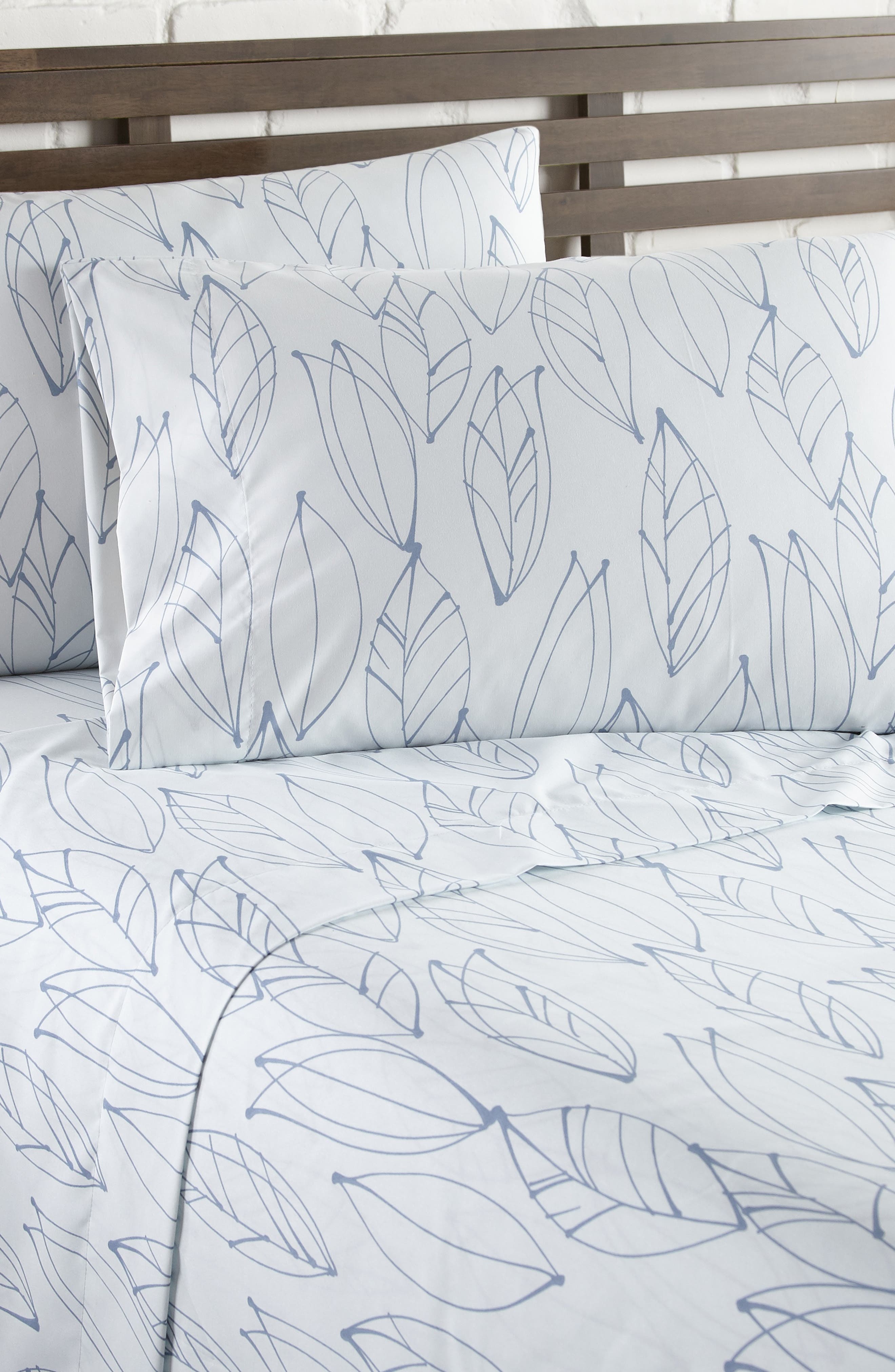 SOUTHSHORE FINE LINENS Premium Collection Ultra Soft Botanical Forest Sheet Set