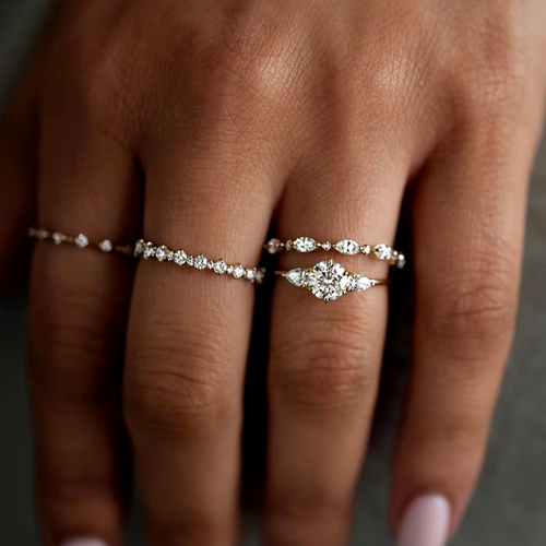 Hollywood Sensation Serene Delicate Ring With Aaaaa Cubic Zirconia In Gold