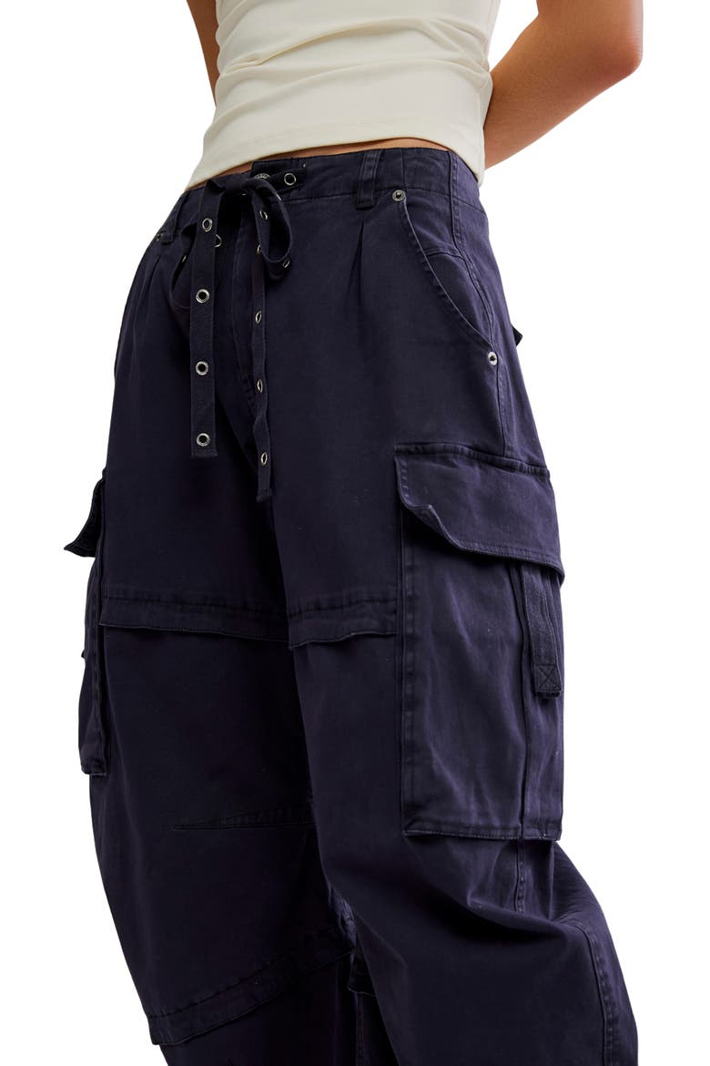 Reef Curved Cargo Twill Pants, Alternate, color, BLACK