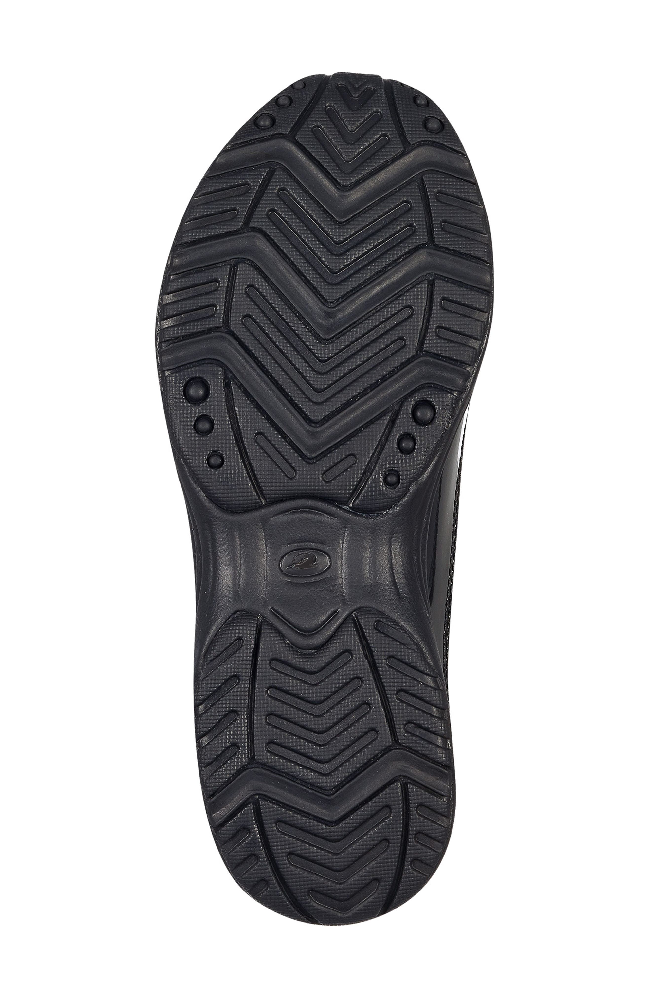 Easy Spirit Traveltime Classic Clog, Alternate, color, Black Patent Leather