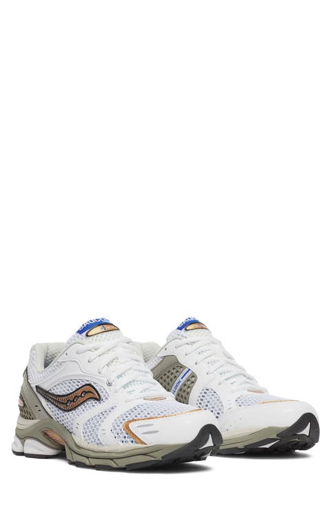 ProGrid Triumph 4 Sneaker (Men)