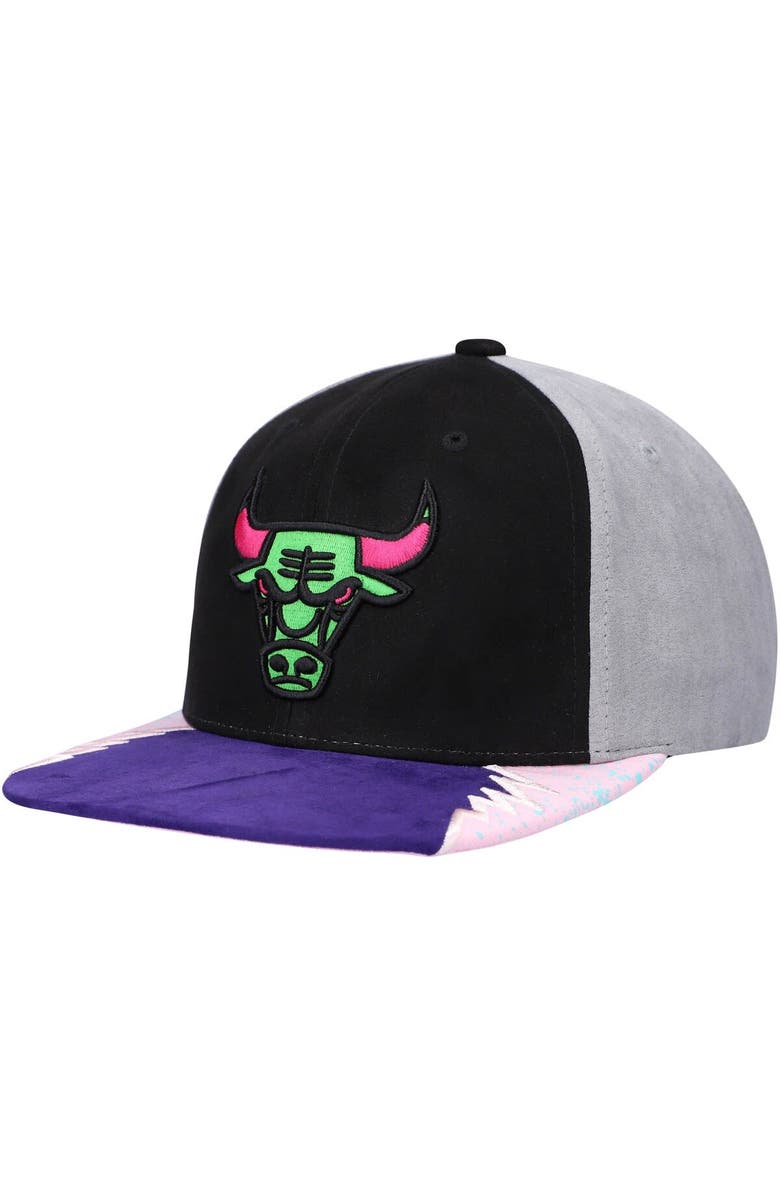 Mitchell & Ness Men's Mitchell & Ness Black/Pink Chicago Bulls Day 5 Snapback Hat, Main, color, Black