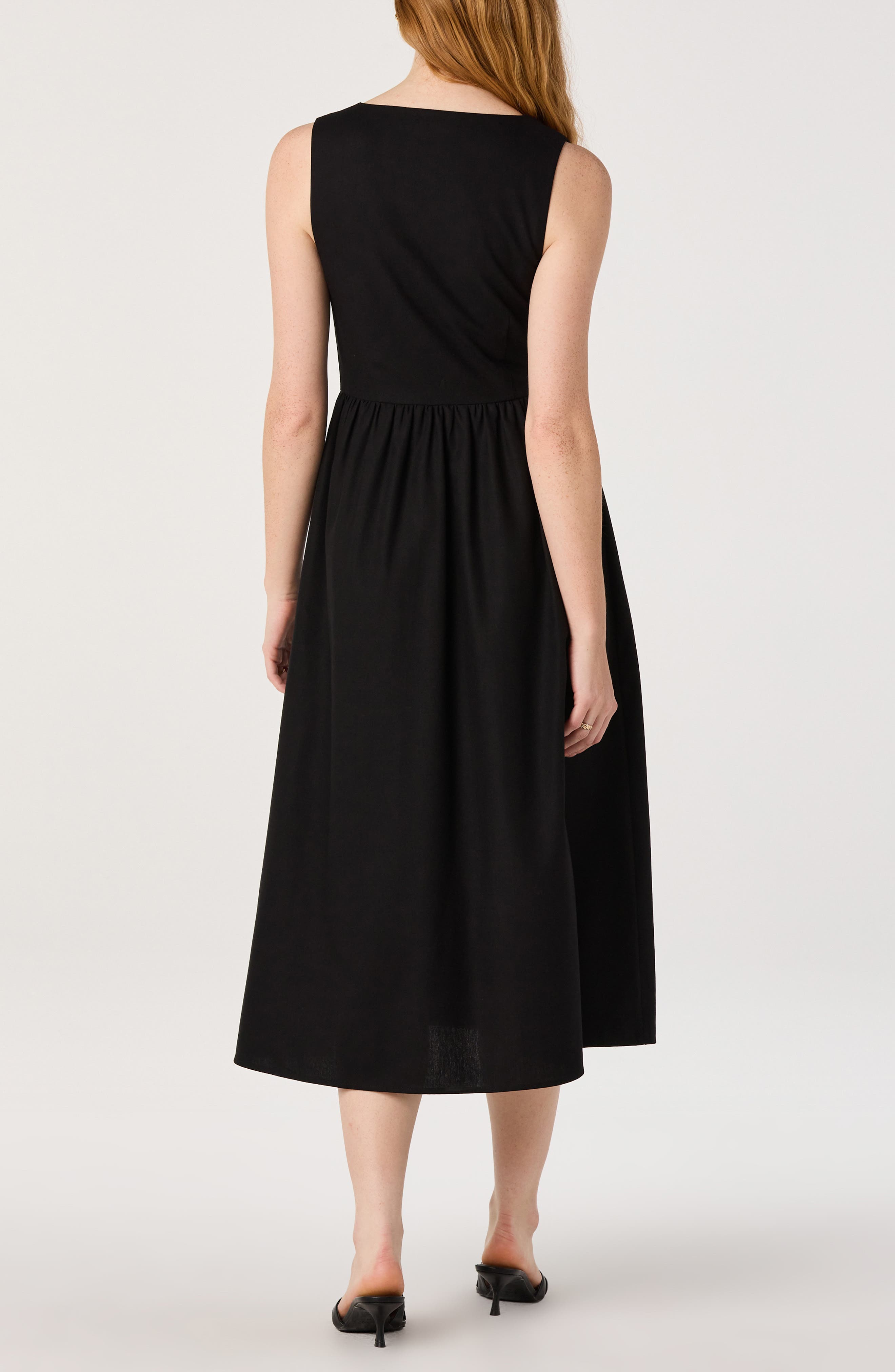 ASTR the Label Cory Scallop Neck Sleeveless Midi Shirtdress — фото 2