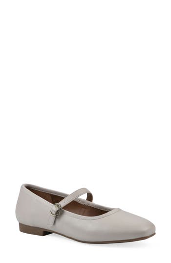 Cliffs By White Mountain Boch Mary Jane Flat In Eggshell Smooth