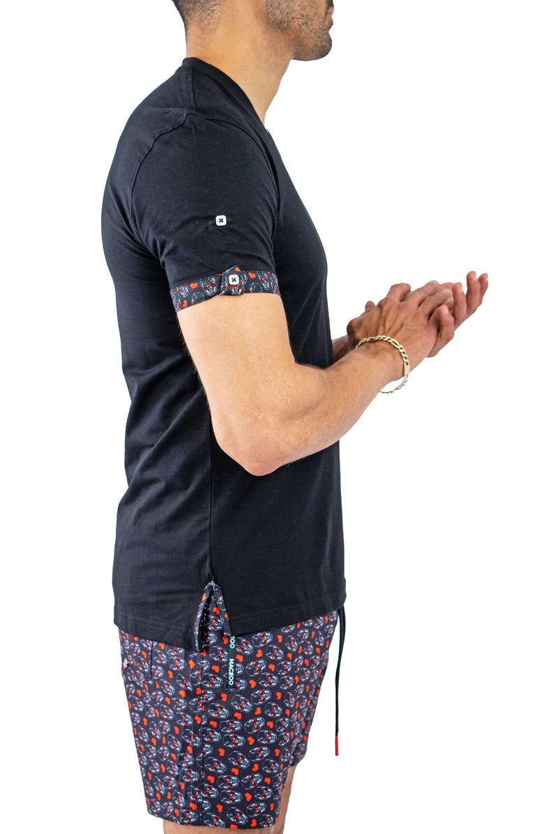 Maceoo Vivaldi V-Neck T-Shirt, Alternate, color, Black