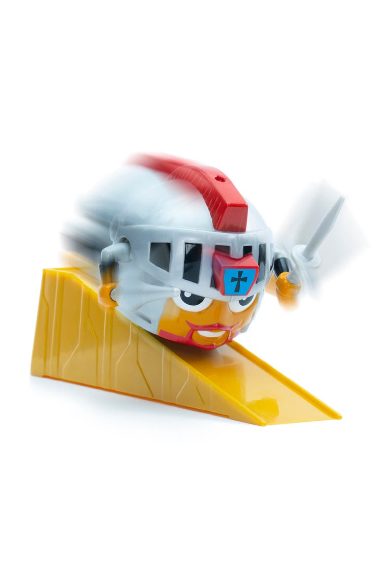 Training Pack Solar Weapon Wielding Toy Knight, Kids 5+, Alternate, color, Multicolored